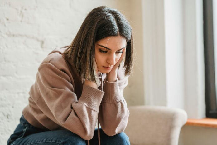 4 Cara Efektif Mengatasi Perubahan Suasana Hati Saat Menstruasi