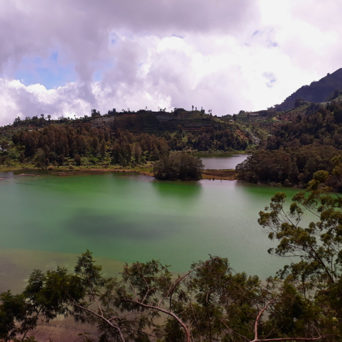 Menyingkap Keindahan Destinasi Wisata Alam Telaga Warna Dieng